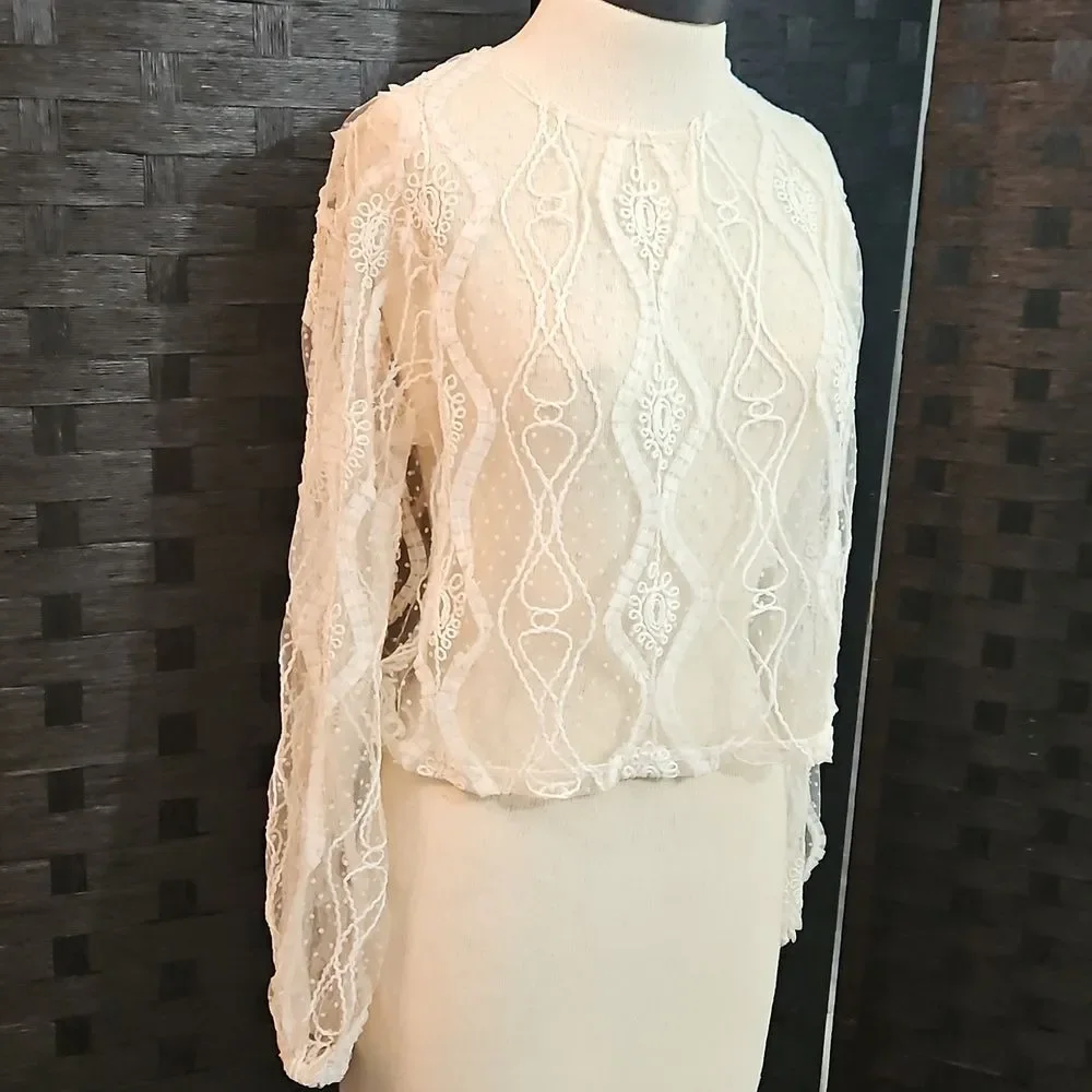 Zara Cream Lace Long Sleeve Cropped Whimsigoth Top Size Small